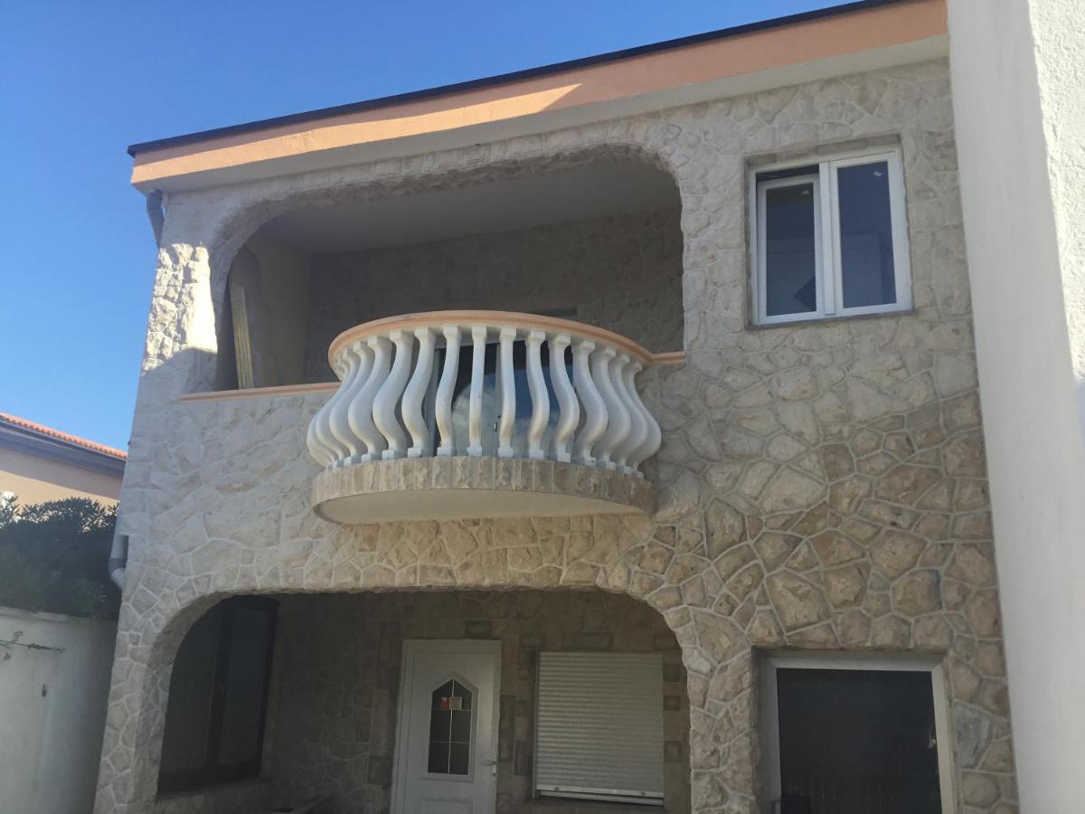 Apartements Delfin Vir Bagian luar foto