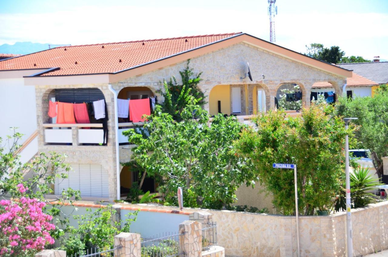 Apartements Delfin Vir Bagian luar foto