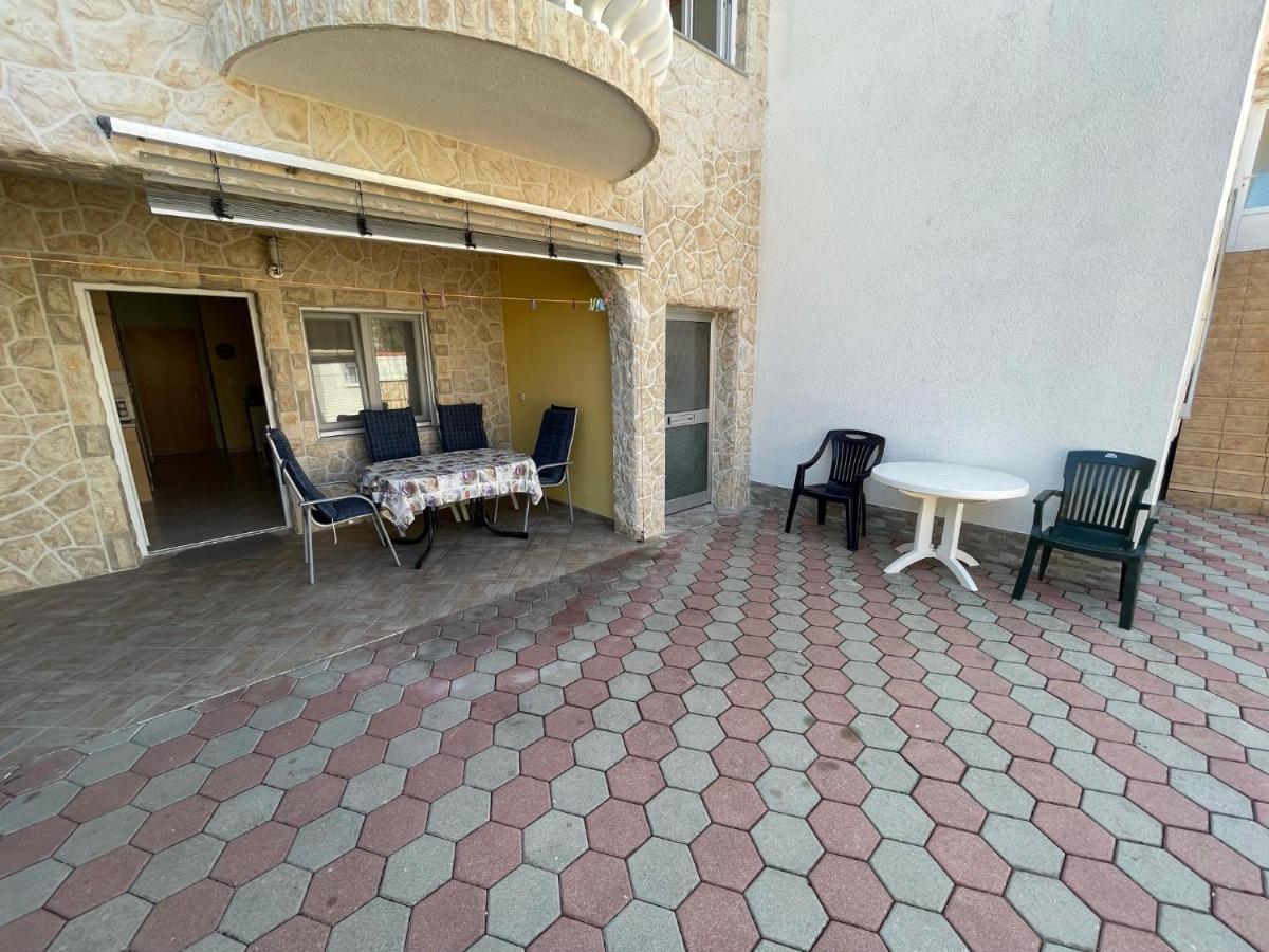 Apartements Delfin Vir Bagian luar foto