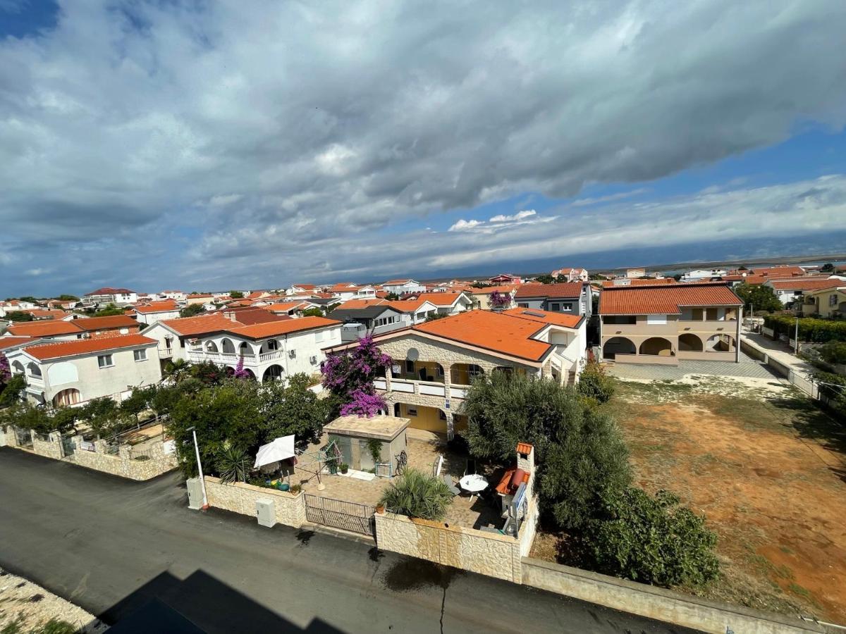 Apartements Delfin Vir Bagian luar foto